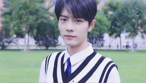 娱乐吃瓜君丁禹兮,从新星到顶流，娱乐圈的吃瓜成长史