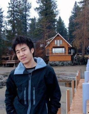 娱乐圈吃瓜男导演是谁,吃瓜男导演身份之谜