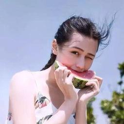 娱乐吃瓜的头像图片女生,揭秘娱乐圈女神们的个性头像秘密”